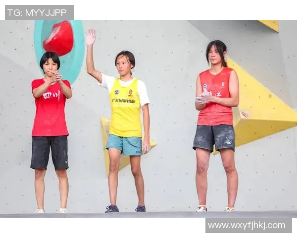 南京攀岩队在世界攀岩锦标赛中以99分稳居积分榜首位